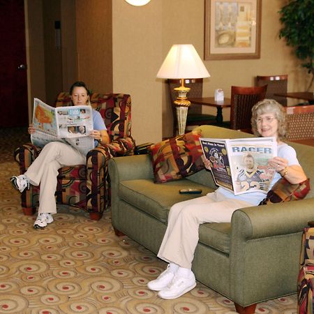 Hampton Inn & Suites Murray Dalaman gambar